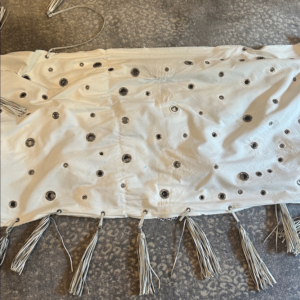 AMAZING FLOWER VERY DIFFERENT  SHAWL WITH REAL LEATHER TASSELS - Picture 11 of 15